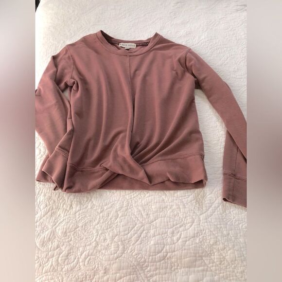 ę Knox Rose Sweater - Picture 1 of 3